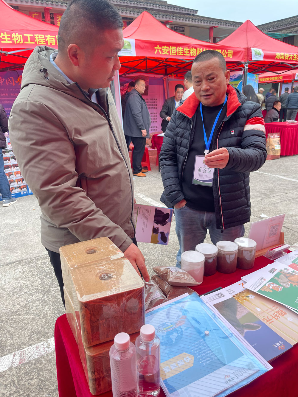澤威爾參加第九屆廣西牛羊產(chǎn)業(yè)發(fā)展大會(huì)現(xiàn)場(chǎng)